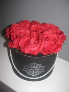 flower box kwiaty w pudełku róże 9 szt. bukiet flowerbox na prezent