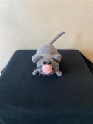 Myszka szydełkowa amigurumi handmade – maskotka, prezent, dekoracja
