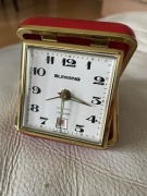 Zabytkowy nakręcany zegarek budzik podróżny marki Blessing