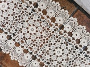 kremowy bieżnik Rękodzieło