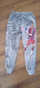 Szare spodnie Lewandowski r 140