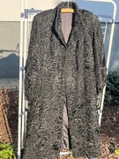 Naturalne futro karakuły czarne