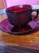 Stary szklany  skandynawski wiśniowy cherry zestaw kawowy lata 80-te 