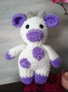 Pluszowa krówka na szydełku handmade – przytulanka / maskotka amigurumi