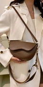 Torba torebka na ramię typu cross body miejska mała brąz