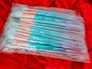 Pędzle do makijażu piękne kolory