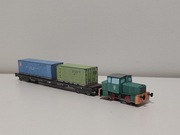 Lokomotywa sm03-265  PKP Cargo, wagon ciężarowy laweta kontener