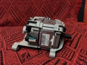 Silnik jednofazowy 400/600 W 740/15000 rpm arcelik