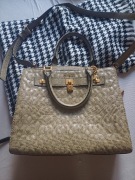 Torebka Guess Isidora Satchel