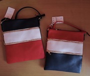 Mała elegancka listonoszka granatowo-biało-czerwona 