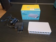 SWITCH TP-LINK SF1008D (8xLAN 10/100)