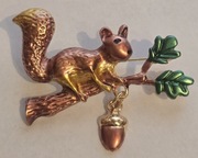 Piękna broszka przypinka ozdoba myśliwska dla DIANY do munduru leśnika.