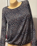 Stylowa bluzka damska z długim rękawem