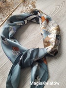 Apaszka 70x70 niebieska w koty 