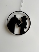 Dekoracja metalowa „Kobieta z koniem”