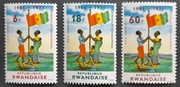 RWANDA** - Mi 497-499  - 10 lat republiki, flaga