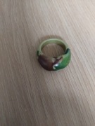 Lata 60/70 pierścień kopułowy plastikowy kolory moro.