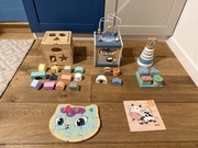 Zabawki i puzzle drewniane.