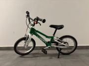 Rower dziecięcy Woom 2 z nóżką i uchwytem do nauki