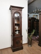 Piękny  słupek biblioteczka 759/2025