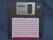 Dyskietka 3,5" HD 2 MB SIGMA używana kolor czarny