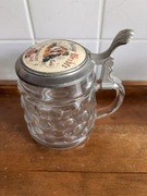 Kufel do piwa z pokrywką