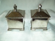 STYLOWE POJEMNIKI NA PRZYBORY KOSMETYCZNE ZE STALI SZLACHETNEJ