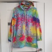 The still długa bluza z kapturem kolorowa w kleksy M L 