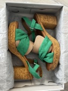 Tamaris – sandały na obcasie – zielone – r. 38 – nowe