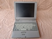 Stary retro laptop Toshiba S4010CDT