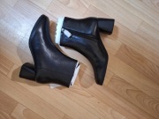 GEOX r.38  UK 5 czarne  NOWE   cena oryg 159 EUR