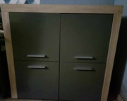 Drewniana komoda 4 drzwi 