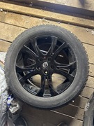 Koła zimowe felgi 215/60/17 czarne felgi oryginał Nissan 
