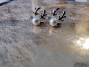 Kolczyki renifer kolor srebrny, uszy z kryształkami