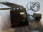 Router NETIS WF2780 wraz z pudełkiem