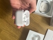 Apple AirPods Pro 2 - oryginalne - stan 10/10