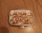 Pojemnik, pudełko, organizer na leki, tabletki Króliczki Nowy