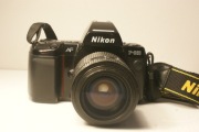aparat Nikon F-801 + obiektyw Nikkor 35-105mm + Multi-Control Back