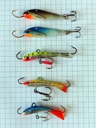 Przynęty podlodowe, balansówki, poziomki, cykady Spinmad, Lucky John