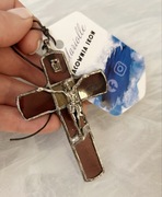 Krzyżyk witrażowy do samochodu –   9x6 cm