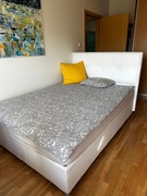 Łóżko tapicerowane białe 140x200 + materac