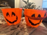 Ozdobne wiaderka na halloween 