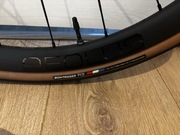 NOWE Koła Karbonowe Bontrager Trek Aeolus Elite 35 + Opony R3 28mm