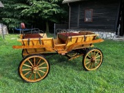 Bryczka konna drewniane koła