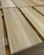 Schody stopnie trepy jesion 