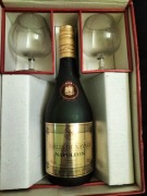 Napoleon Charles De Navarra to brandy o bardzo specyficznym smaku. 