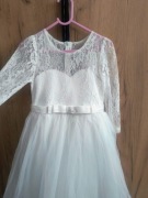 Sukienka biała  130 Komunia Wesele z koronką księżniczka 