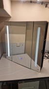 Szafka lustrzana łazienkowa z led i podgrzewaniem 70x69x17 cm