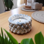 Świecznik z żywicy "kamienny" h 3 cm