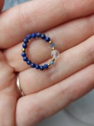 Pierścionek elastyczny kamienie lapis kryształ